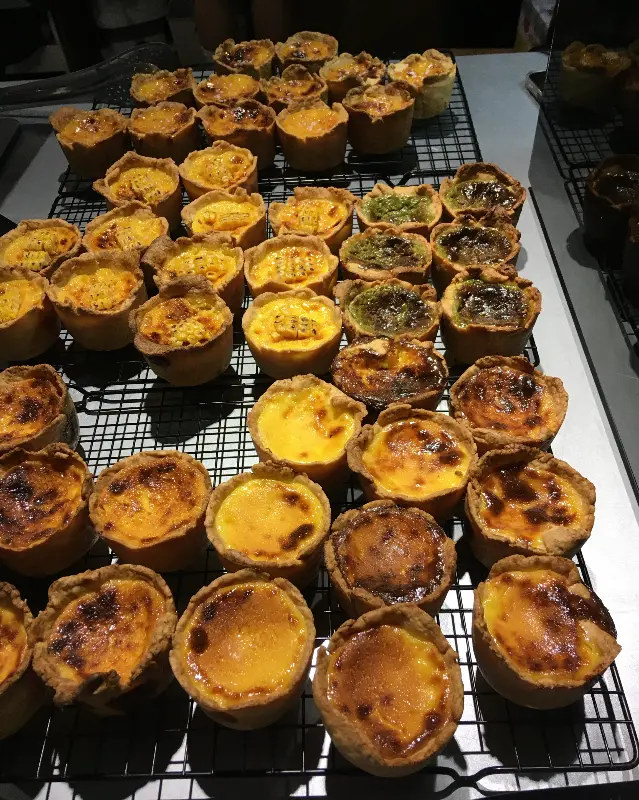 다양한 종류의 에그타르트