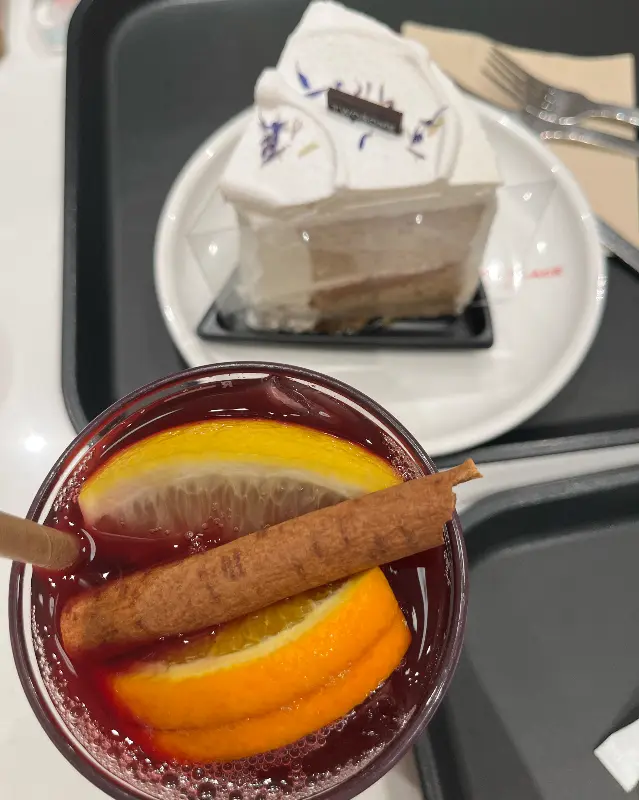 뱅쇼와 윈터 가든 케이크