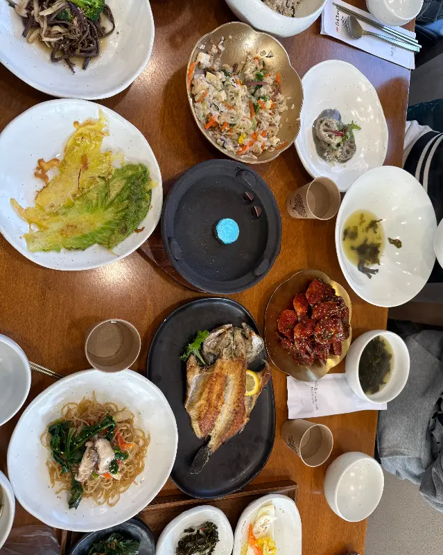 푸짐한 한상차림