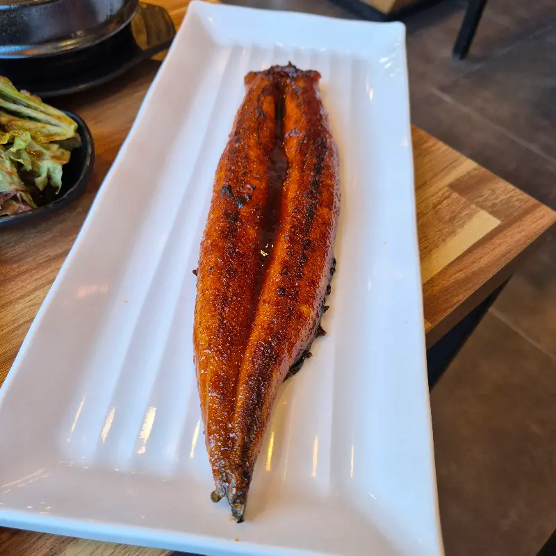 맛있게 구워진 장어