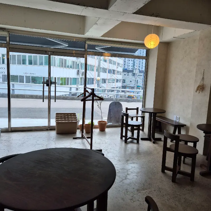 콘솔커피 내부 전경