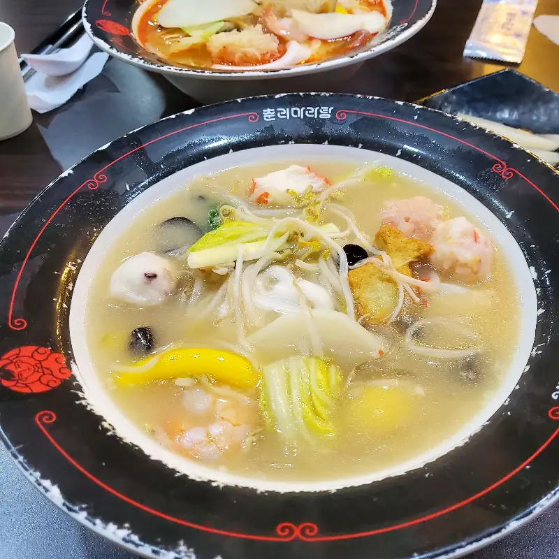 푸짐한 마라샹궈 한 상