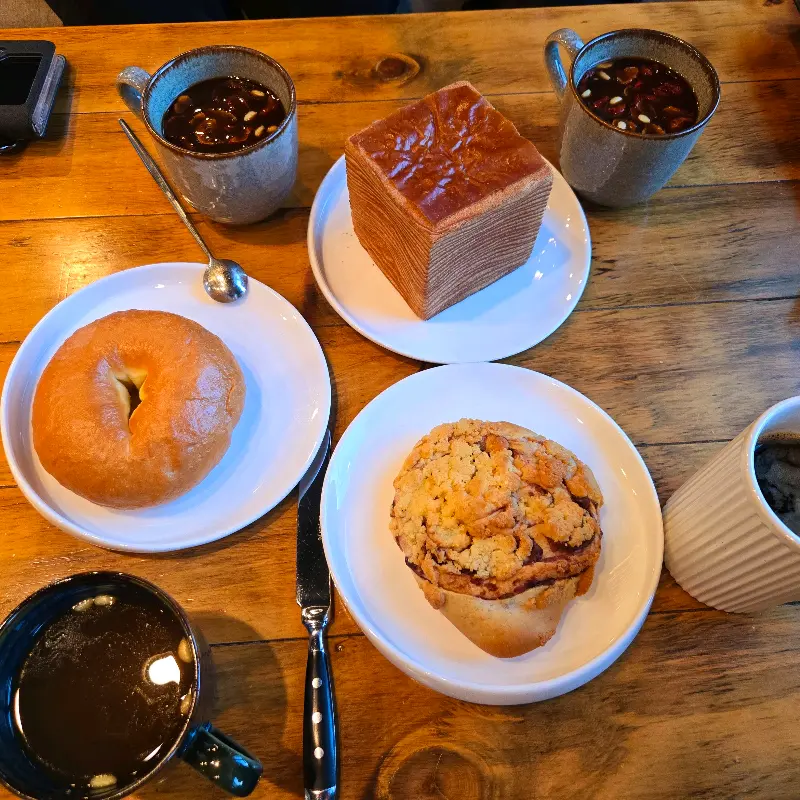 다양한 빵 종류