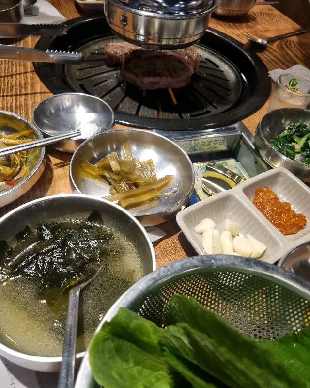 푸짐한 한 상 차림