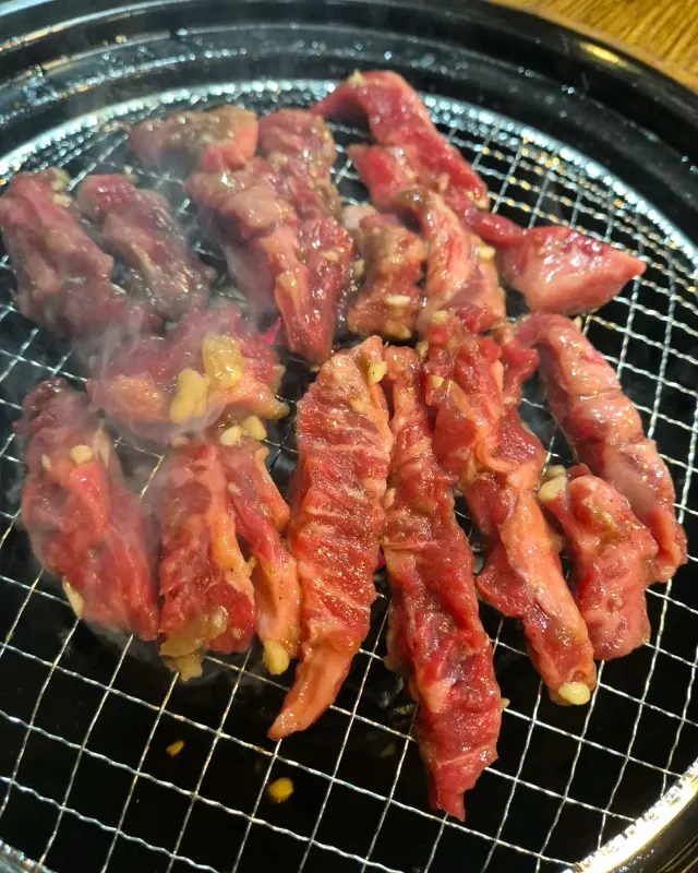 영흥정육점식당 내부