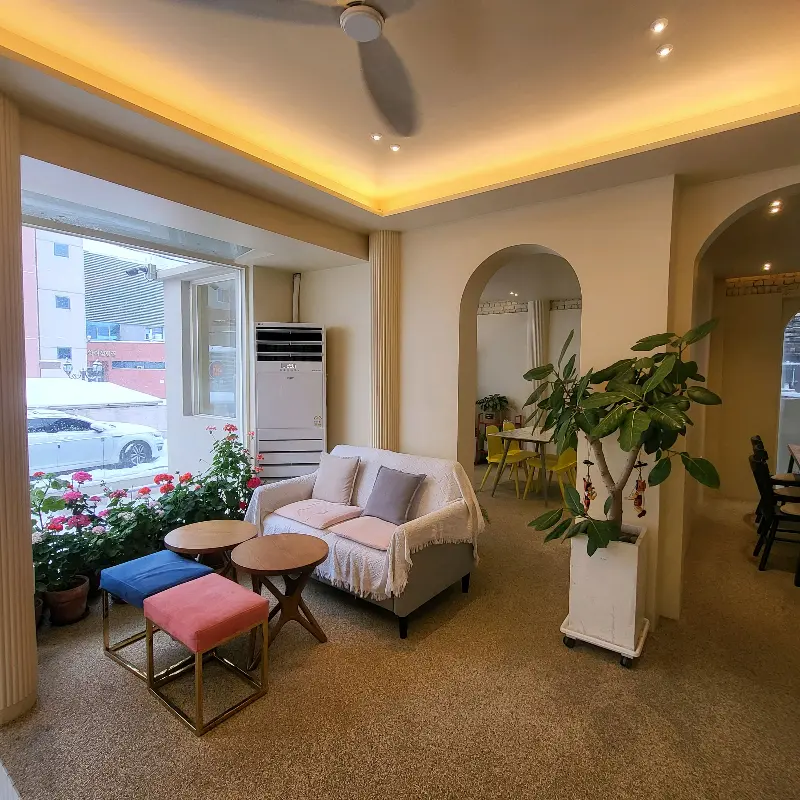 편안한 소파 좌석