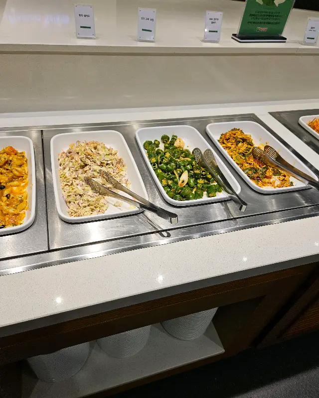 샐러드바 음식