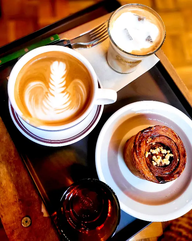 카멜커피와 시나몬롤