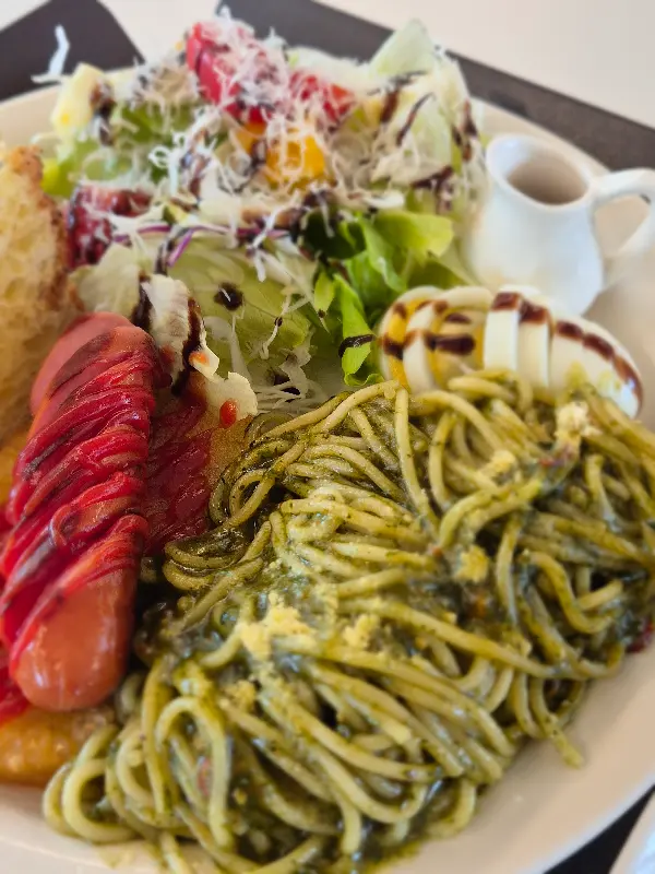 다이브인커피 바질파스타