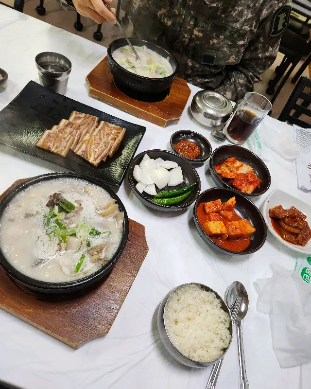 푸짐한 한 상 차림