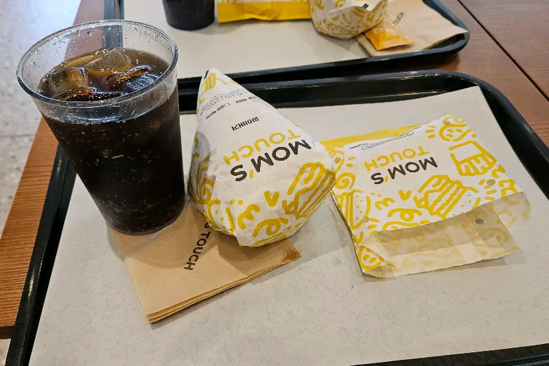 맘스터치 세트 메뉴