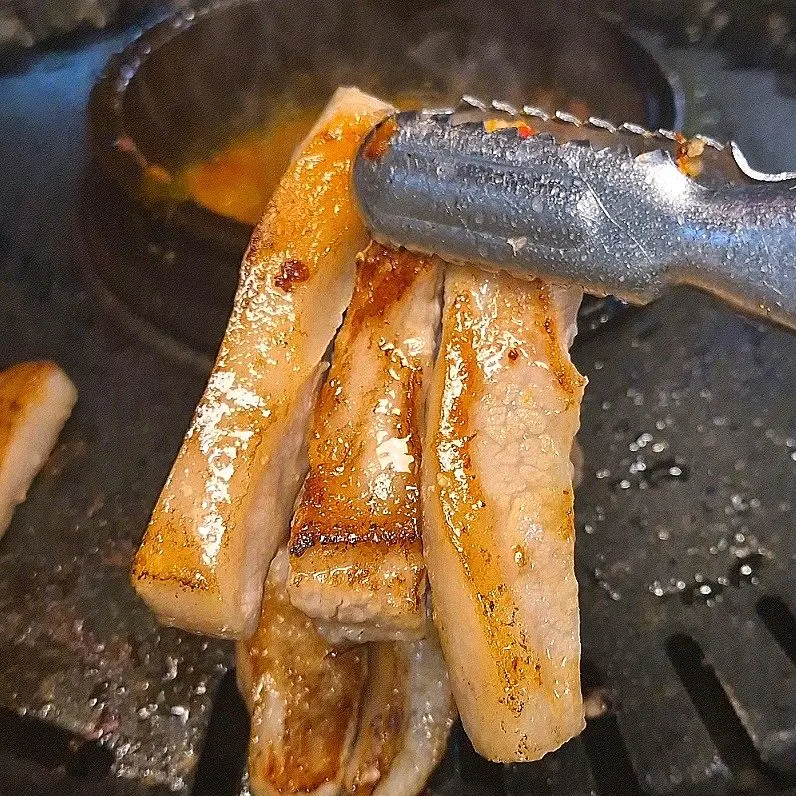 노릇하게 익은 고기