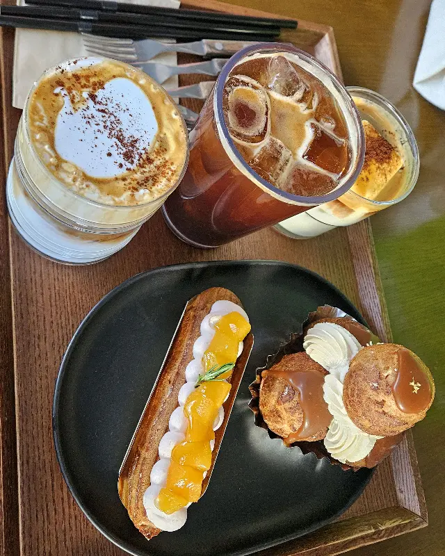 갸또드레브의 디저트와 음료