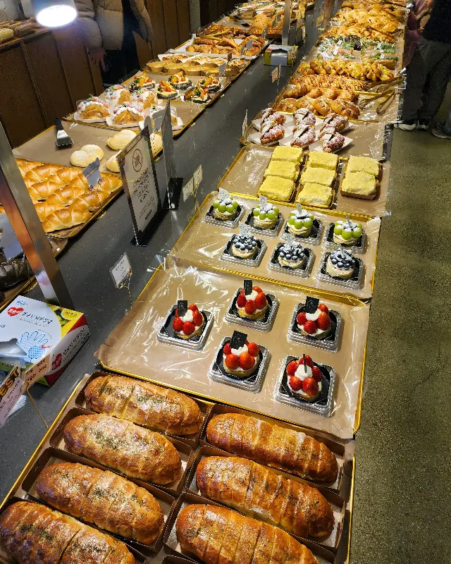 다양한 빵 종류