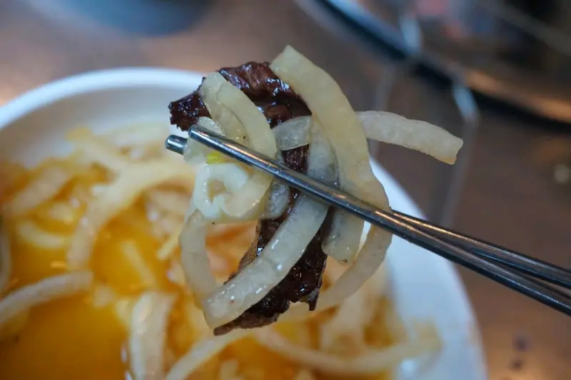 양파와 함께 즐기는 한우