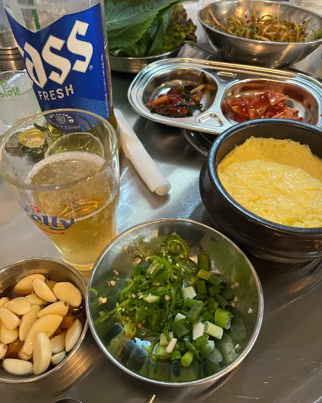 푸짐한 기본 찬 구성