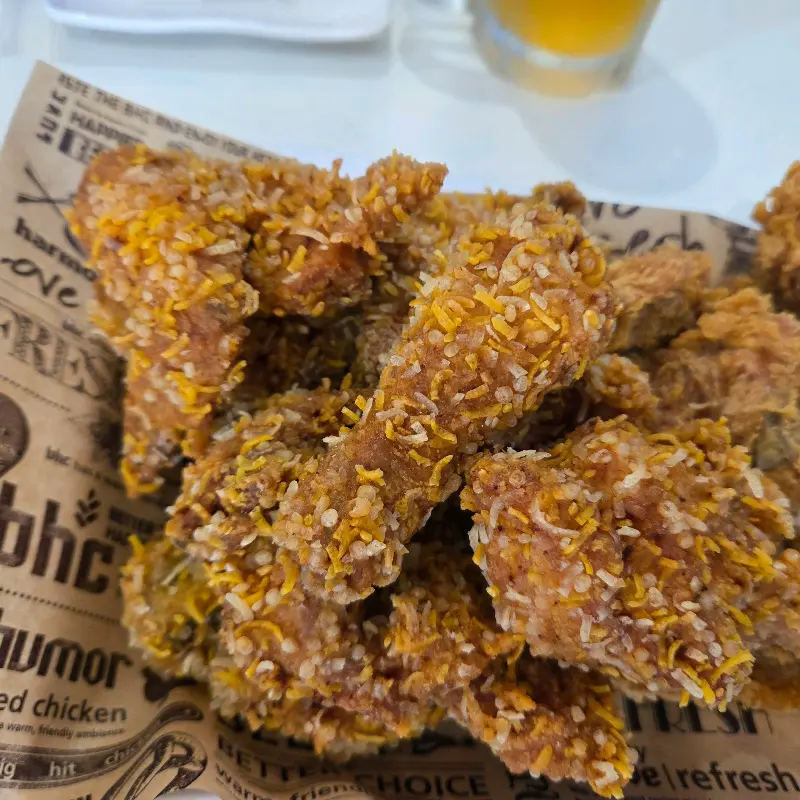 황금빛 튀김옷을 자랑하는 콰삭킹