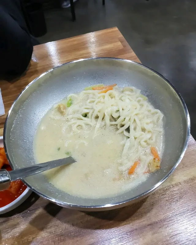 들깨 칼국수의 모습