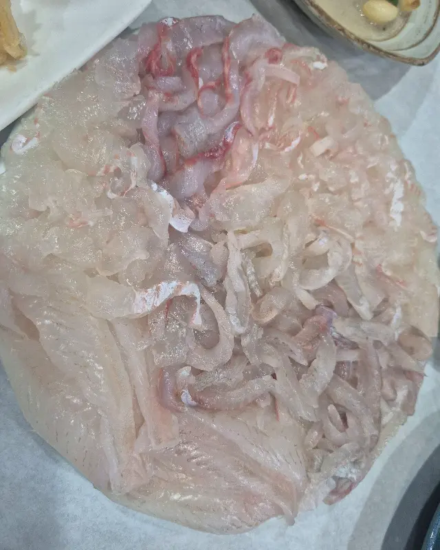 윤기 좔좔 모듬회