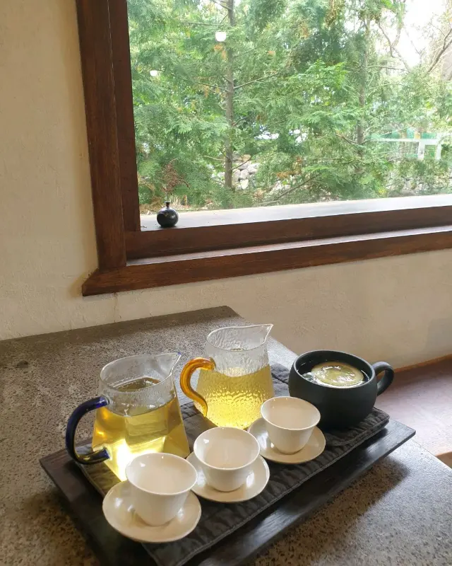 따뜻한 차 한 잔