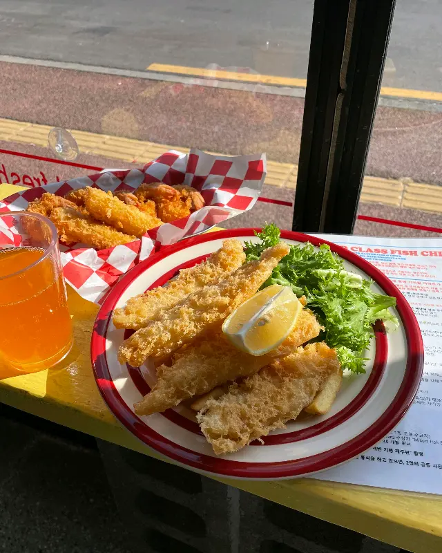피쉬앤칩스와 맥주
