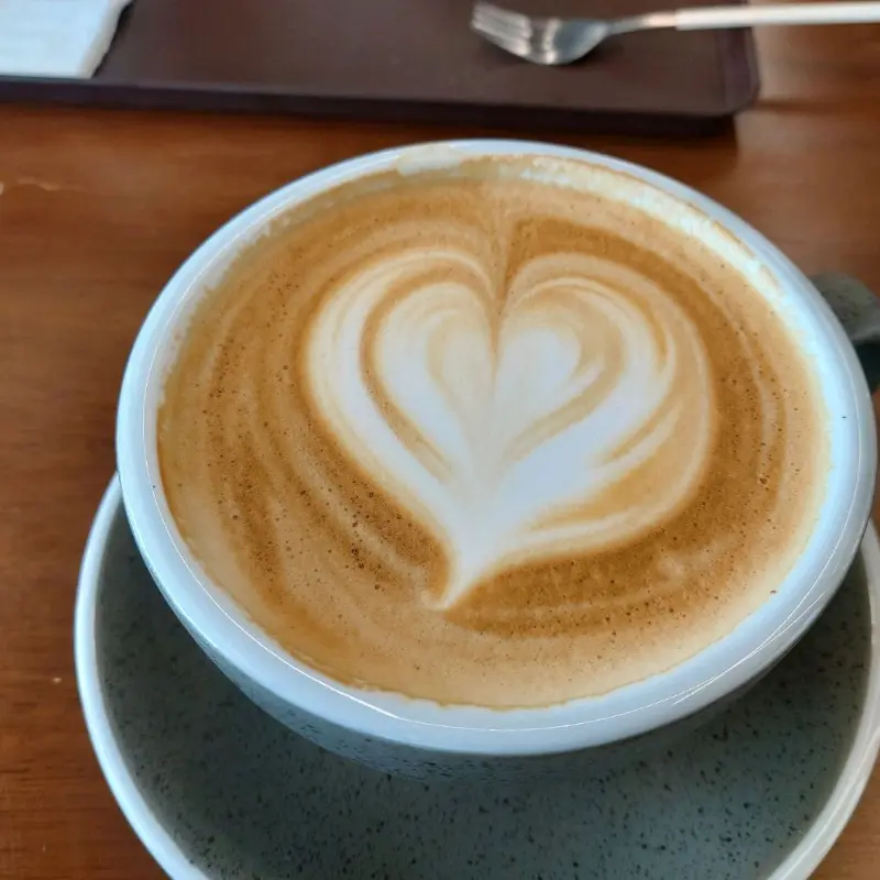 하트 모양 라떼 아트