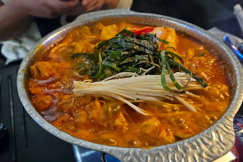 묵은지 닭볶음탕