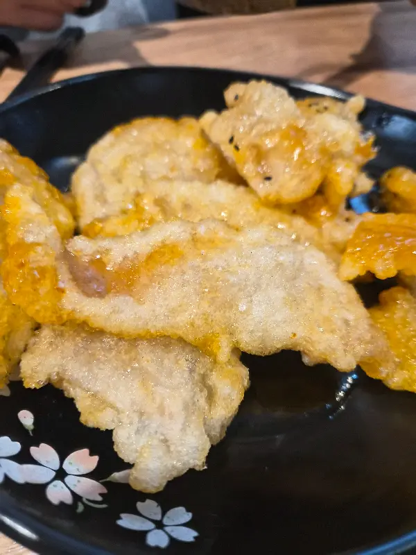 윤기가 흐르는 꿔바로우