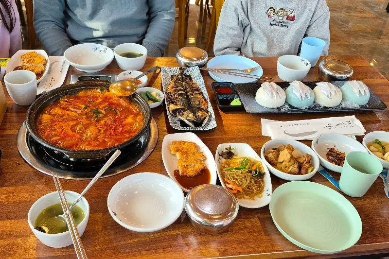 푸짐한 한상차림