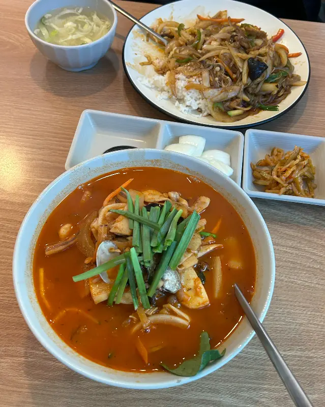 짬뽕과 잡채밥