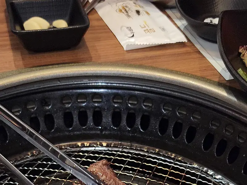 고기 굽는 모습