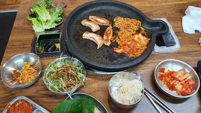 푸짐한 한 상 차림