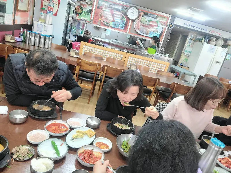 돼지사랑 내부 모습