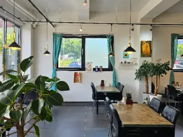 지리산 자락, 산청에서 맛보는 흑돼지 돈까스의 향수! 로컬 맛집 기행