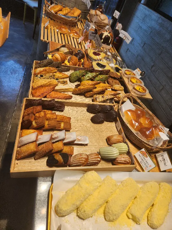 다양한 빵 종류