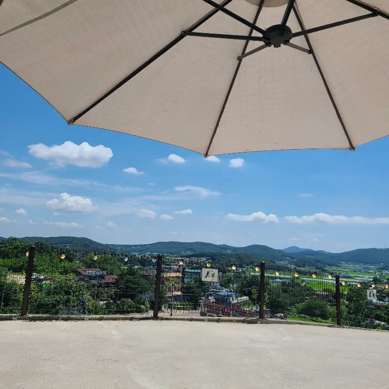 마루카페 외부 테라스