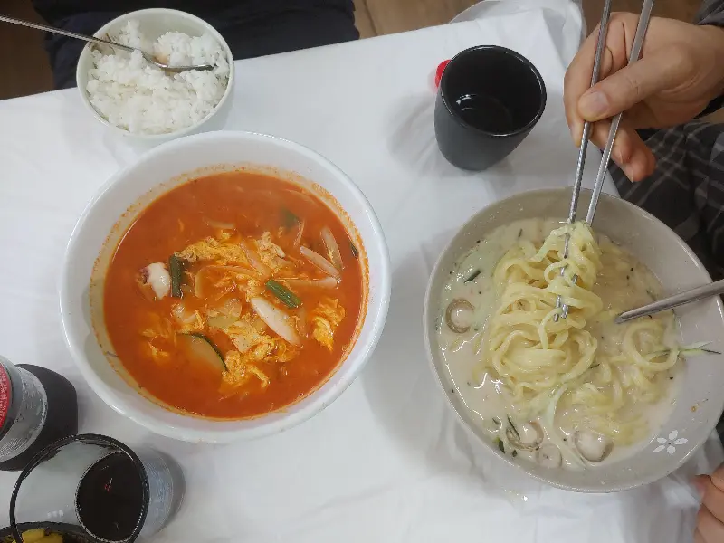 짬뽕과 콩국수의 조합