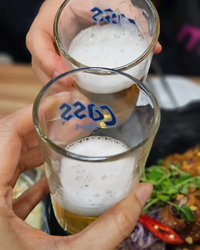 치킨과 환상적인 궁합을 자랑하는 시원한 맥주