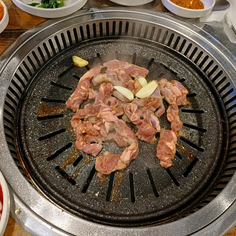 갈매기살 굽는 모습