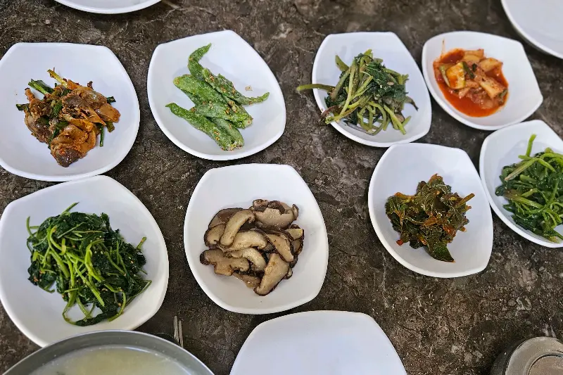 미마지식당 밑반찬