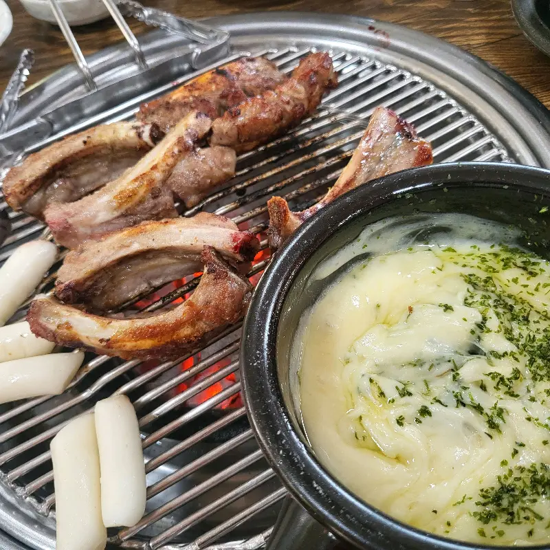 치즈와 함께 즐기는 쪽갈비