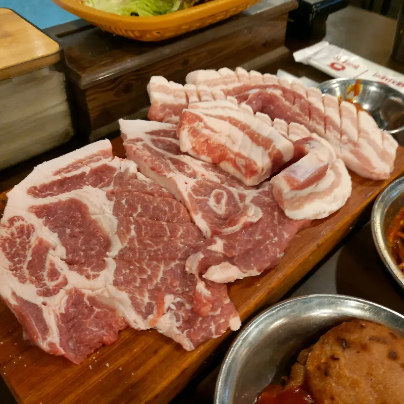 삼겹살과 목살의 환상적인 비주얼