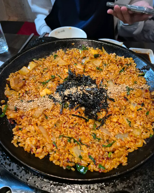 볶음밥까지 클리어! 완전 만족스러운 식사였다.