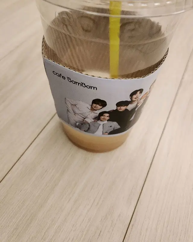 카페 봄봄의 음료 컵홀더 사진 2