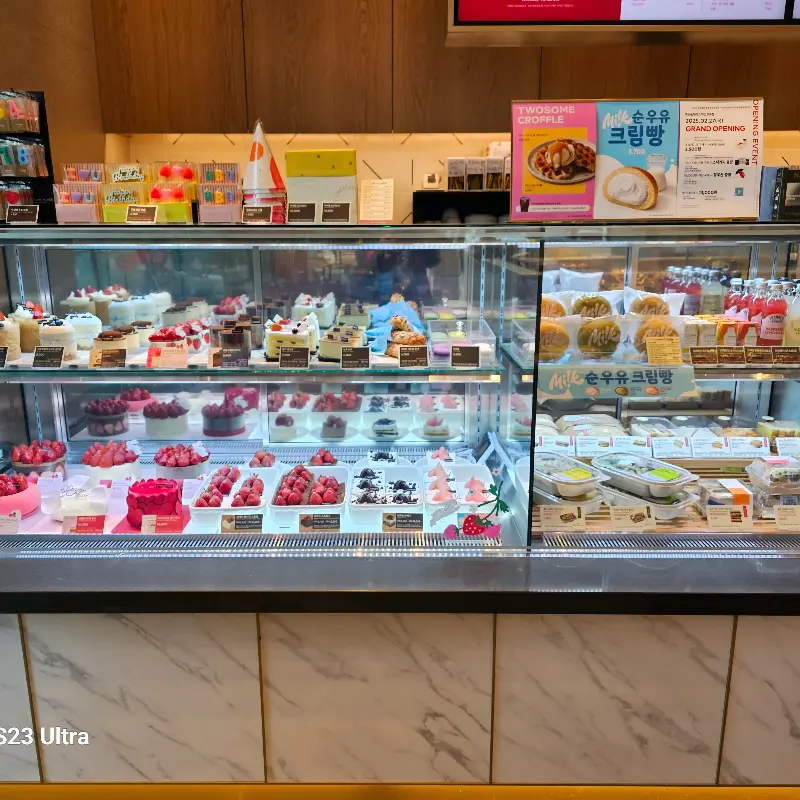 투썸플레이스 쇼케이스