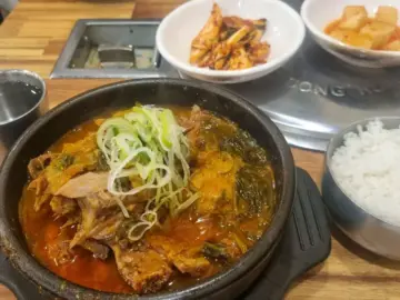 안양 일번가에서 맛보는 감자탕, 형제들감자탕 레전드 맛집 방문기