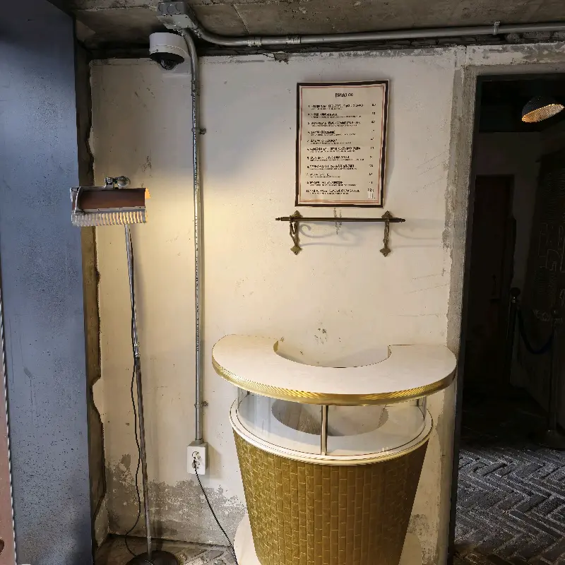 카멜커피 내부 인테리어