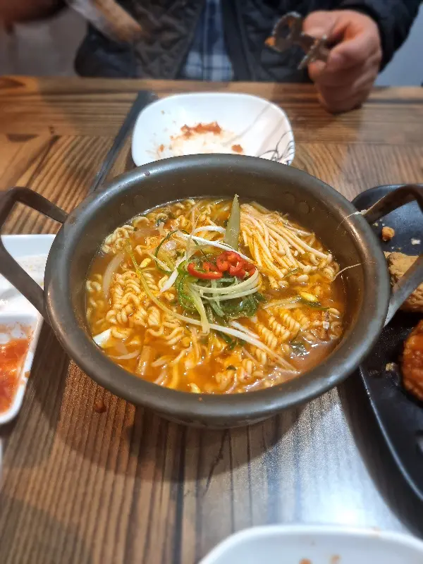 얼큰한 해장라면
