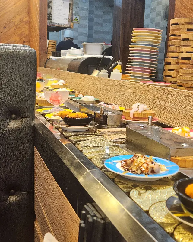 다양한 초밥 메뉴