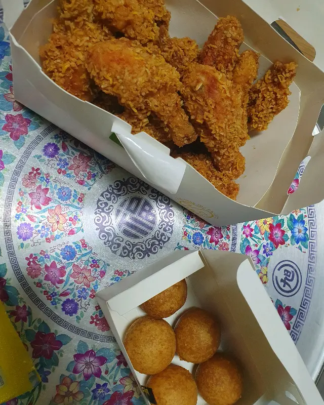 순살 후라이드와 치즈볼